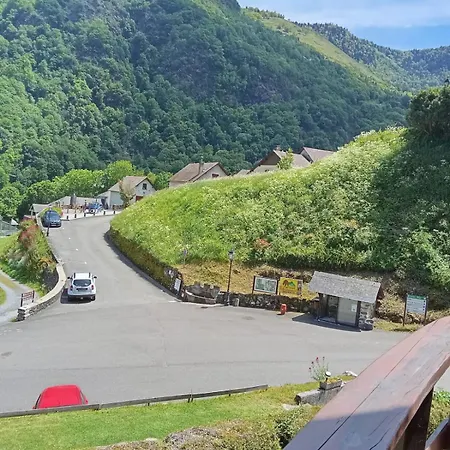 Chalet 64